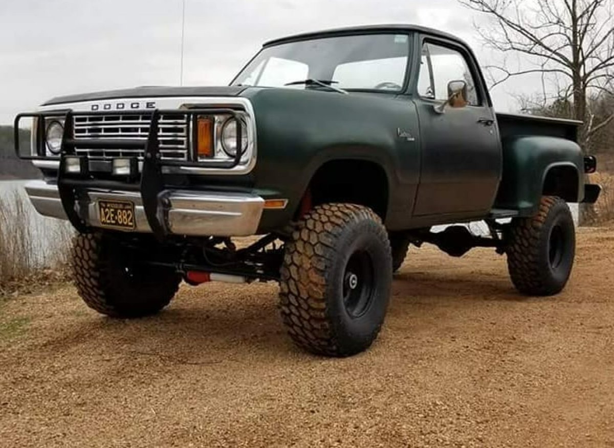 THROWBACKTRUCKS tweet media