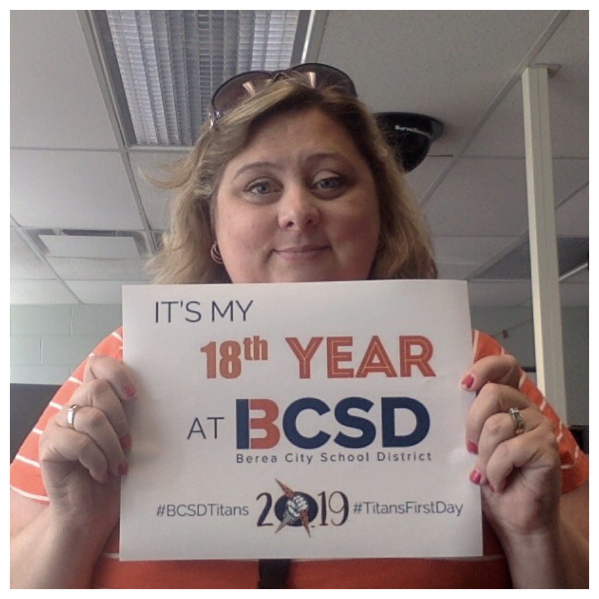 joymeany's tweet photo. Happy 1st day, Titans!  18 years with BCSD, 23 years overall!  #titansfirstday #bcsdtitans @brookviewtitans https://t.co/0rECvG0zQx