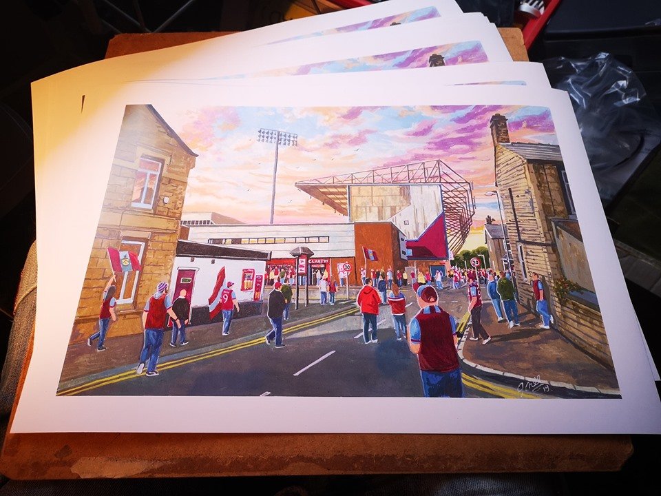 jamsyartist79's tweet photo. hey @TurfMoorLoyal @ClaretsTurf @clarets1186 @LeeWoodrup @NoNayNever prints have arrived today ,there available to purchase now ,just £15 a3 size @ https://t.co/nRh4h4L0we #twitterclarets #burnleyfc #turfmoor pls RT and follow #claretsfans https://t.co/aZfHoShA4W