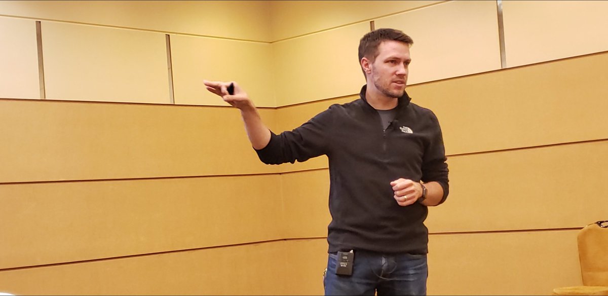 ConstructechMag's tweet photo. 75% of employees choose #Apple for use at work according to .@GarrettDenney .@JAMFSoftware
.@ConnectedWMag #TechDay19 #AI #IoT #Cybersecurity https://t.co/SlBp0FuNSH