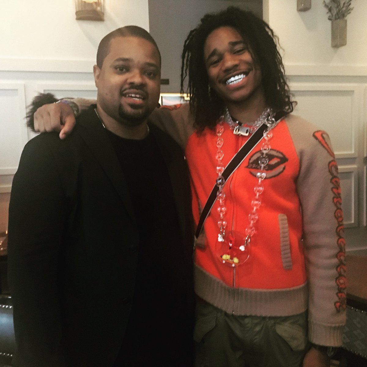 Sana Jafri tweet media