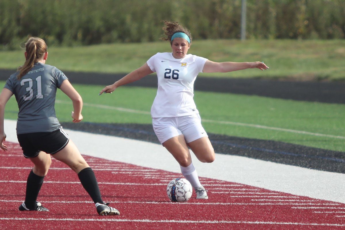 GoUMDearborn's tweet photo. 〽️⚽️PHOTOS: @UM_DearbornWSOC photo gallery from season opener yesterday

https://t.co/KafMImsBXj

#bornBLUE https://t.co/Uuli0PAgf4