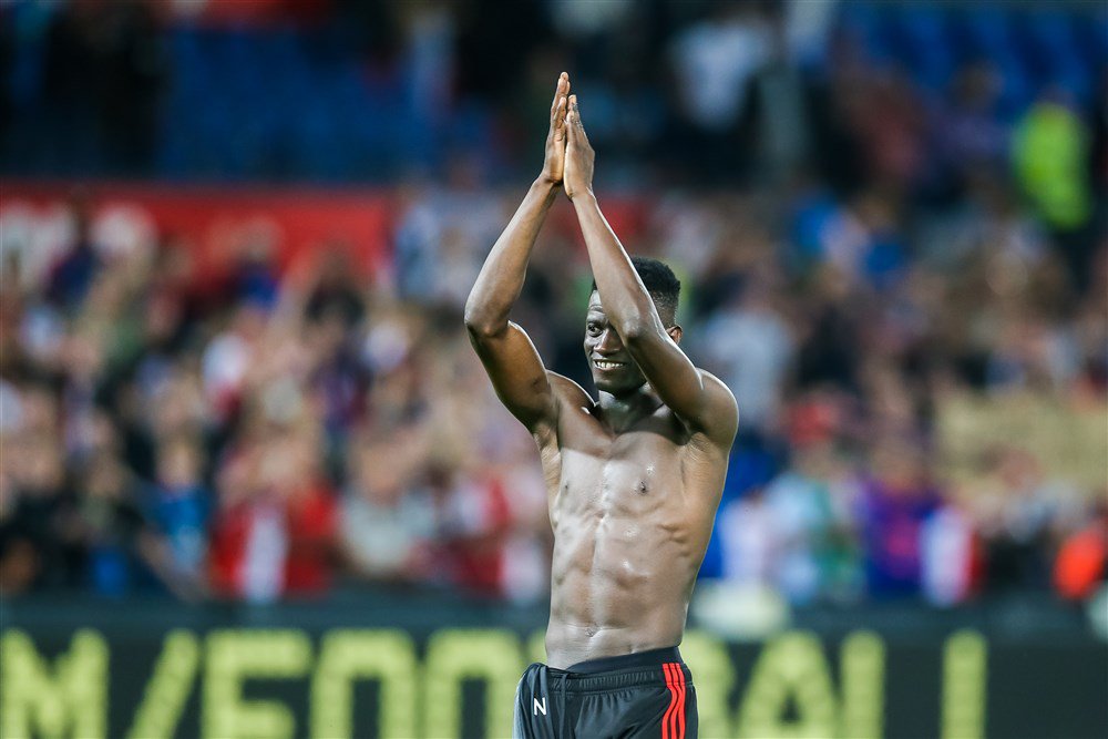 fr12nl's tweet photo. 🔊 "IÉ IÉ IÉ IÉ" 😁 #FEYhap https://t.co/TAlwimw406