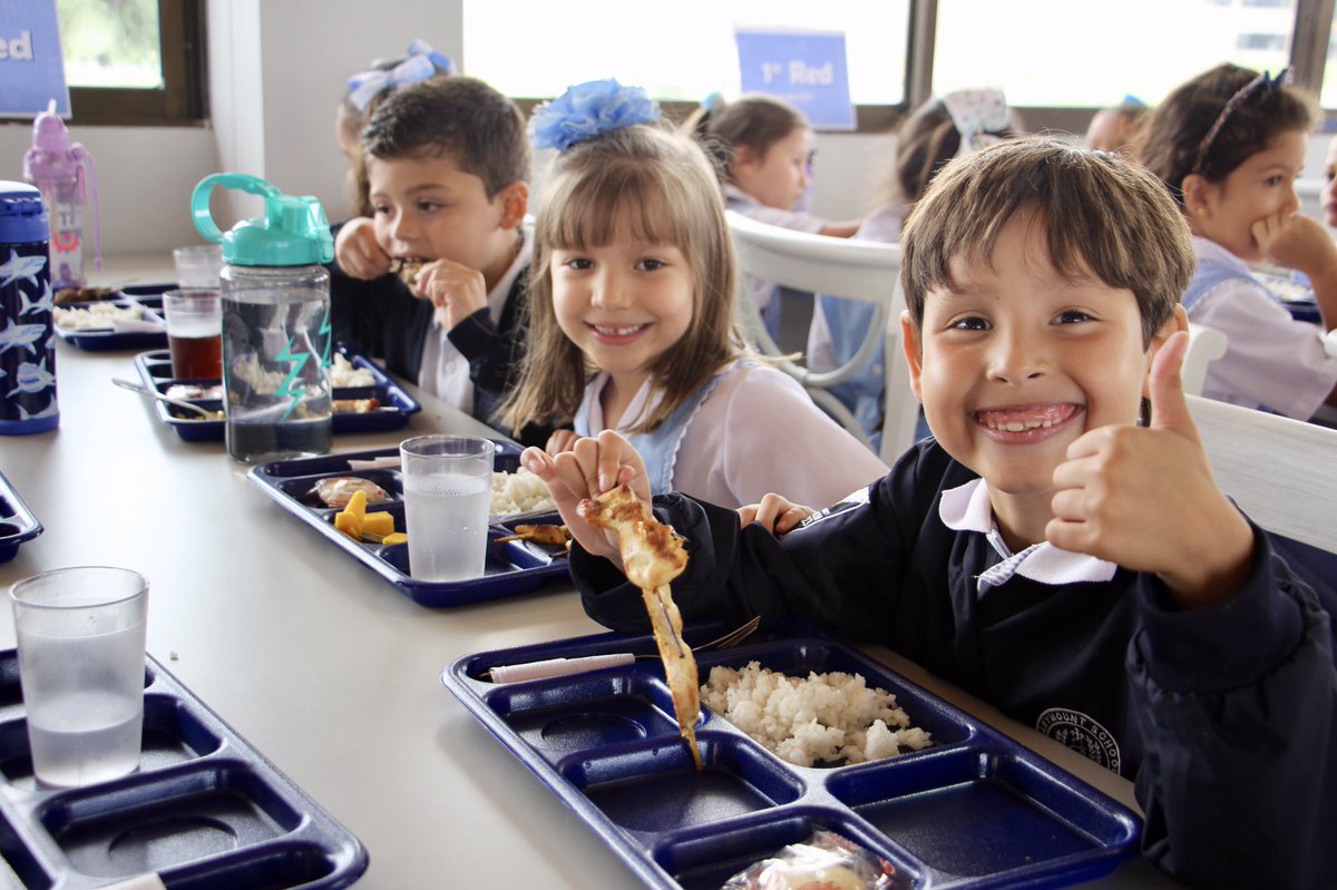 Marymount School Lunch Time Is Over Students Enjoy Healthy And Delicious Food In Our New Eagles Diner And Make Meal Time Fun Sharing It With Their Classmates Leaderseducatingleaders