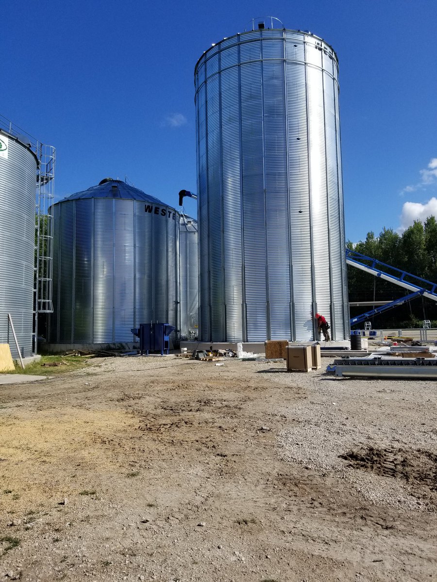 Bin is up, leg and shipping bin next