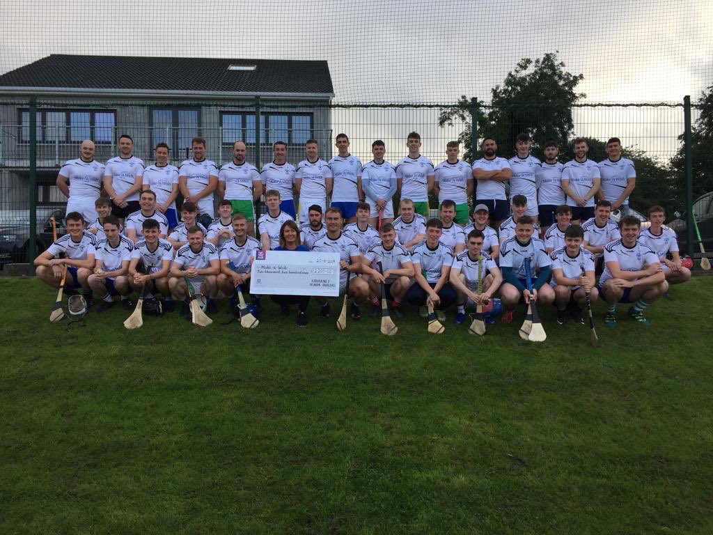 Well done to our Senior Players and assist manager Bernard Crowley who have raised €2200 for Make A Wish Ireland by personally donating the sum of money in return for the specially commissioned jerseys, as seen in photos. Well done all.