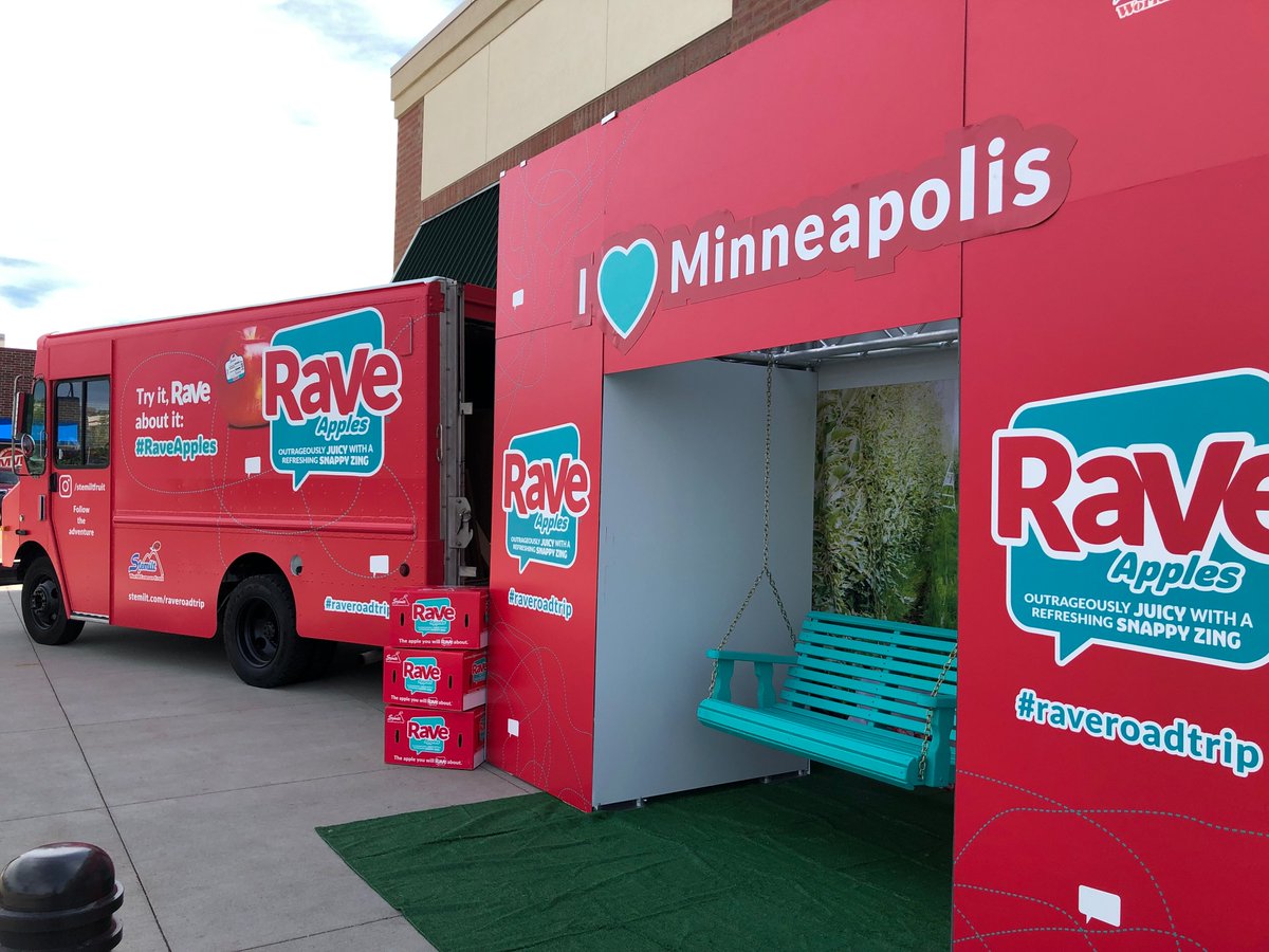 Stemilt's tweet photo. The #RaveRoadTrip has begun! We are stopping by the Windy City tomorrow and Saturday, so DM us here or head to our Instagram account to see event updates and get location details (IG handle @stemiltfruit)! #raveapples https://t.co/3KbTCyQuUe