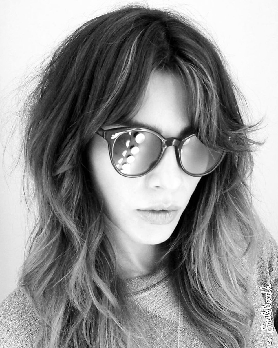 DailyLaurenG's tweet photo. she's so pretty ❤️ https://t.co/w58wSRVb6A