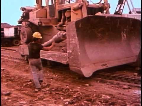 AmstonToolCo's tweet photo. Old-school #safetytraining videos were hilariously terrible, though they offered plenty of helpful #tips. You just have to look past the cringe-worthy acting and facepalm-inducting dialogue
#learnsafety
https://t.co/xkkh7ja020 https://t.co/s9dIpzIOQH