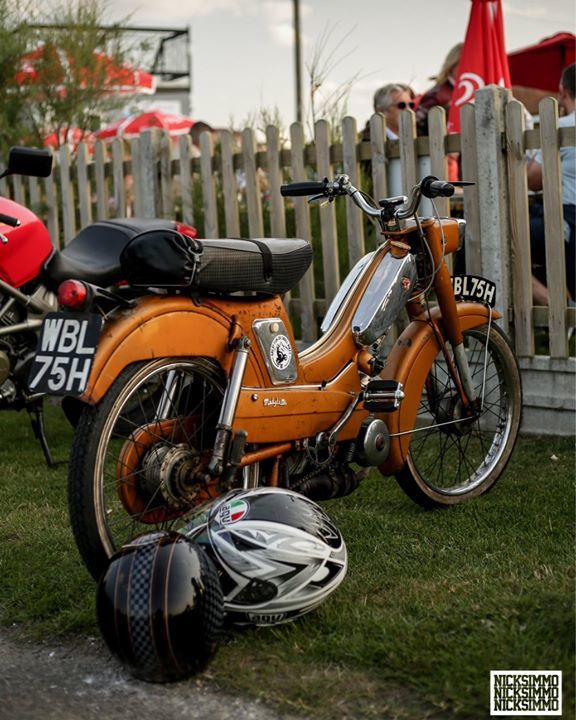 ClassicDriverUK's tweet photo. Calling all oldskool bikes, scooters, moped etc. We need you at #OhSoRetroShow - Sun 29th Sept - Margate, CT9 3PP.
📷: @nicksimmophoto
#OhSoRetro #ClassicCar #ClassicCars #Retro #Retrocar #RetroCars #VintageCar #VintageCars #RaceCar #Cars #Carporn #CarsOfInstagram #classicm… https://t.co/V1hhOYO5oz