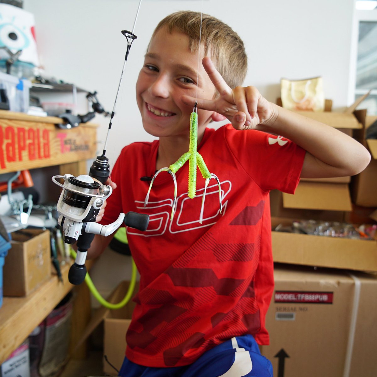 mike_Iaconelli: Vegas did his first “In The Shop” video for YouTube today. Interested in what lure modification he decided to show us? Click the link below to find out!!! BerkleyFishing vmchooks Abu_Garcia #vegasintheshop

mikeiaconelli.com/bass_fishing_v…