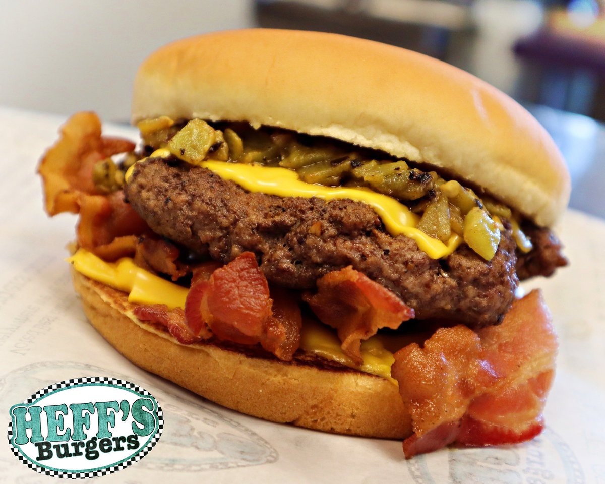 heffsburgers's tweet photo. Bacon. Cheese. Burger.
+ Green Chiles! 🍔🍔😍😍
#HeffsGreenChileBurger from #HeffsBurgers https://t.co/GhHOH1PKbD