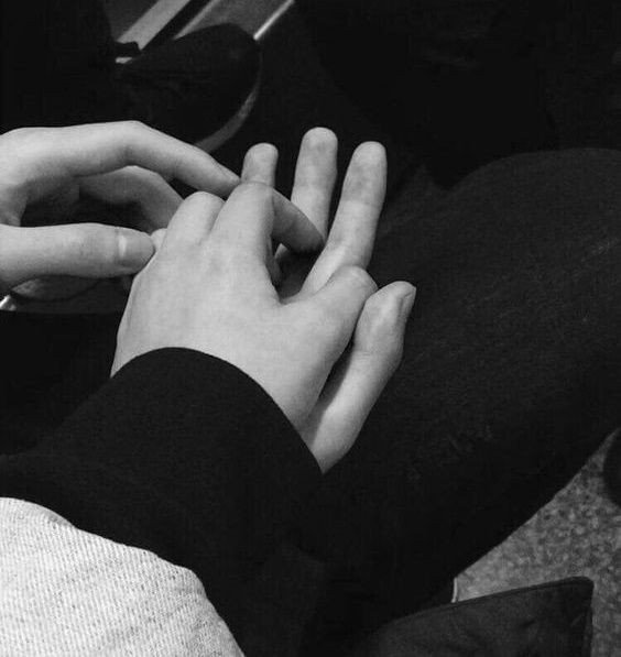 Obrigado por este mês contigo! Espero por mais mil e um meses contigo. Amo-te demais miúda.❤