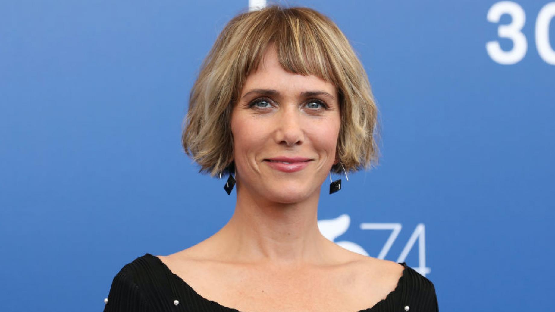 Happy Birthday to the talented & charming Kristen Wiig!    