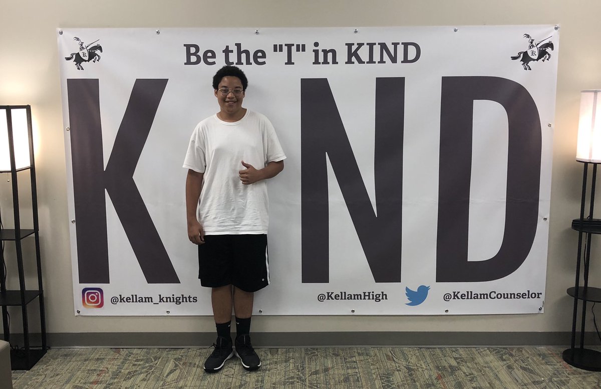 In educator <a href="/KelseyMSeibert/">Kelsey Seibert</a>'s school community, everyone has a chance to be the "I" in "KIND"! Might you create this opportunity with your Ss? #BeKindEDU #SEL #HSchat #BeTheOne