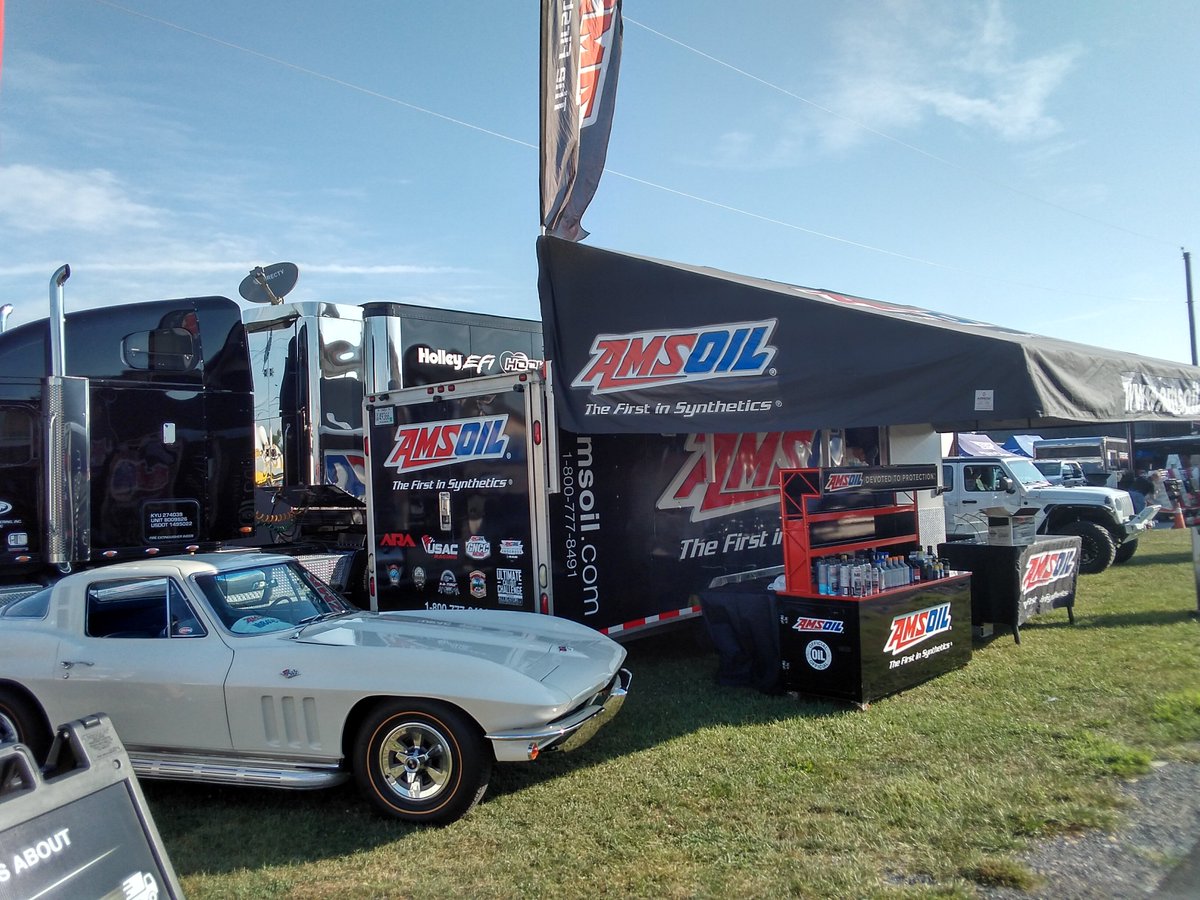 AMSOILINC's tweet photo. We are excited to be out at @CarlisleEvents #CorvettesatCarlisle as the Official Oil sponsor this weekend! In between checking out all the beautiful cars at the largest #Corvette event in the world, be sure to stop by the @amsoilinc booth on the Manufacturer's Midway! #AMSOIL https://t.co/kN8efAg2J0