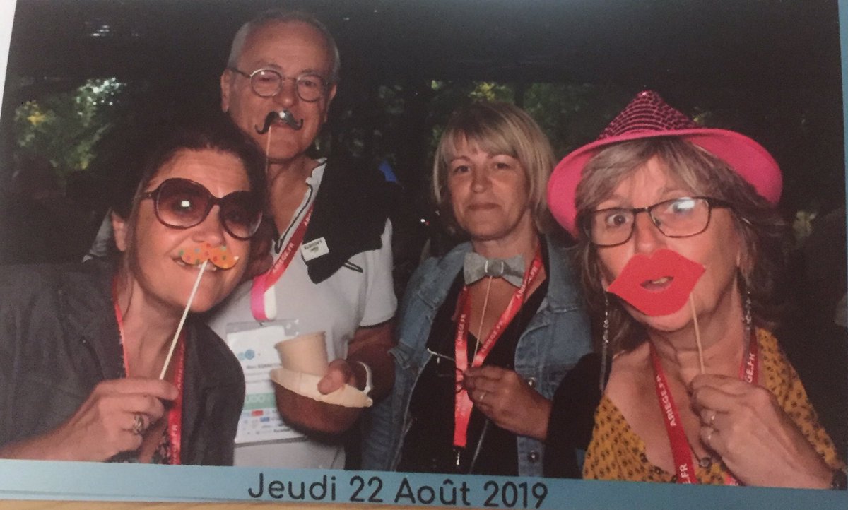 #selfie de clôture de #ludovia16 avec <a href="/bednarowiczmon2/">bednarowicz monique</a> <a href="/BonnetonMarc/">Marc BONNETON</a> <a href="/comarieco/">ULYSSE Coralie</a>
