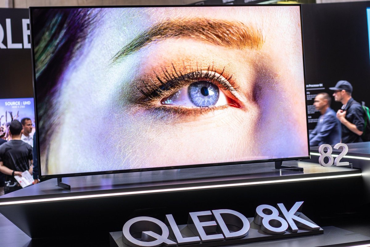 ListenUp's tweet image. We know that 4K is here, but what's next?
H.D.R. is coming and this article does a great job of explaining what it means and why you should care. nyti.ms/2HlIfHZ #ListenUpav #HDR #HighDynamicRange #TV #Video #HDRTV