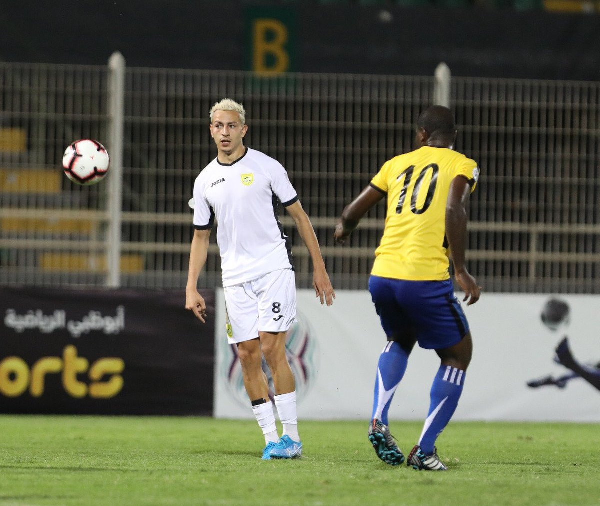 LADCOfficiel's tweet photo. #ArabCL : 
Score Finale : 

CA Bizertin 🇹🇳 7
FC Foumbouni 🇰🇲 0

Le CAB s’est contenté de gérer le match en seconde période et de faire tourner son effectif,place au dernier match décisif pour les Bizertins contre les algériens de la Saoura,un nul suffira au CAB pour passer. https://t.co/qVosv1hVk4