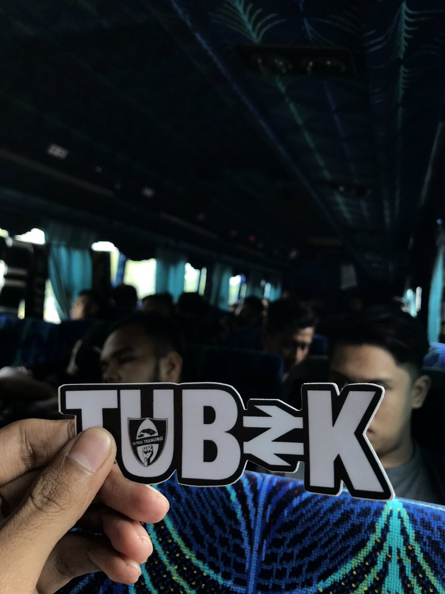 UltrasTranung's tweet photo. Matchday Matchday Matchday!!!

On the way doh ning woii!
Jumpa di Star Of Paroi malam ning blaker.

Harini milik kita!

#BeTheChamp
#TUBEK https://t.co/EFbdogFpO0