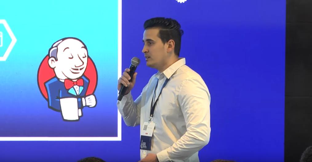 Abel Quintana (@beloquintana) on Twitter photo Fue un gusto haber compartido hoy con toda la comunidad de #DevOps junto a <a href="/ocalderin13/">Oscar Calderin</a> en <a href="/DevOpsDaysMVD/">DevOpsDaysMVD</a> 2019.
Muchas felicitaciones a los organizadores del evento!!
🚀🚀🚀 Fue un gusto haber compartido hoy con toda la comunidad de #DevOps junto a <a href="/ocalderin13/">Oscar Calderin</a> en <a href="/DevOpsDaysMVD/">DevOpsDaysMVD</a> 2019.
Muchas felicitaciones a los organizadores del evento!!
🚀🚀🚀