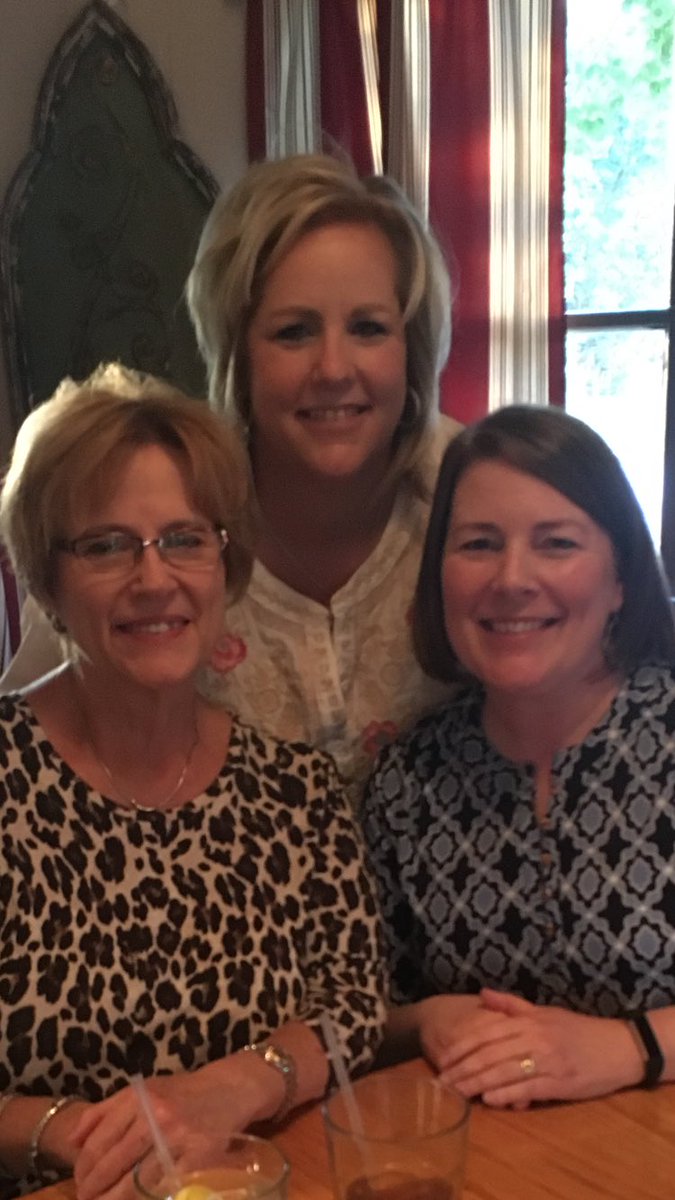 Loved catching up with these two special ladies. #NISDLegends#BlattmanAndBeyond#Legendsinourownminds
Carin Roubion Adermann