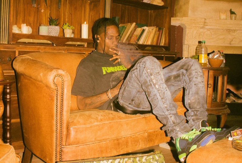 DailyRapFacts's tweet photo. Travis Scott is releasing a Netflix documentary titled ‘Look Mom I Can Fly’ on August 28th https://t.co/JeHXssDnW8