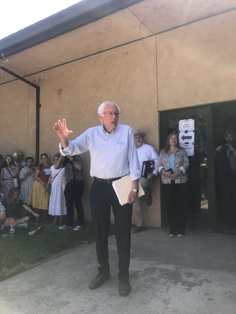 sunstretch's tweet photo. Some perspective on #BernieInChico & #BernieInParadise today: Bernie won our entire #CA1 2016 Dem presidential primary by a large margin. Yep, we love him! #GreenNewDeal #BernieInCA #CampFire #StudentsForBernie #Bernie2020 https://t.co/OWYf3vqfhv
