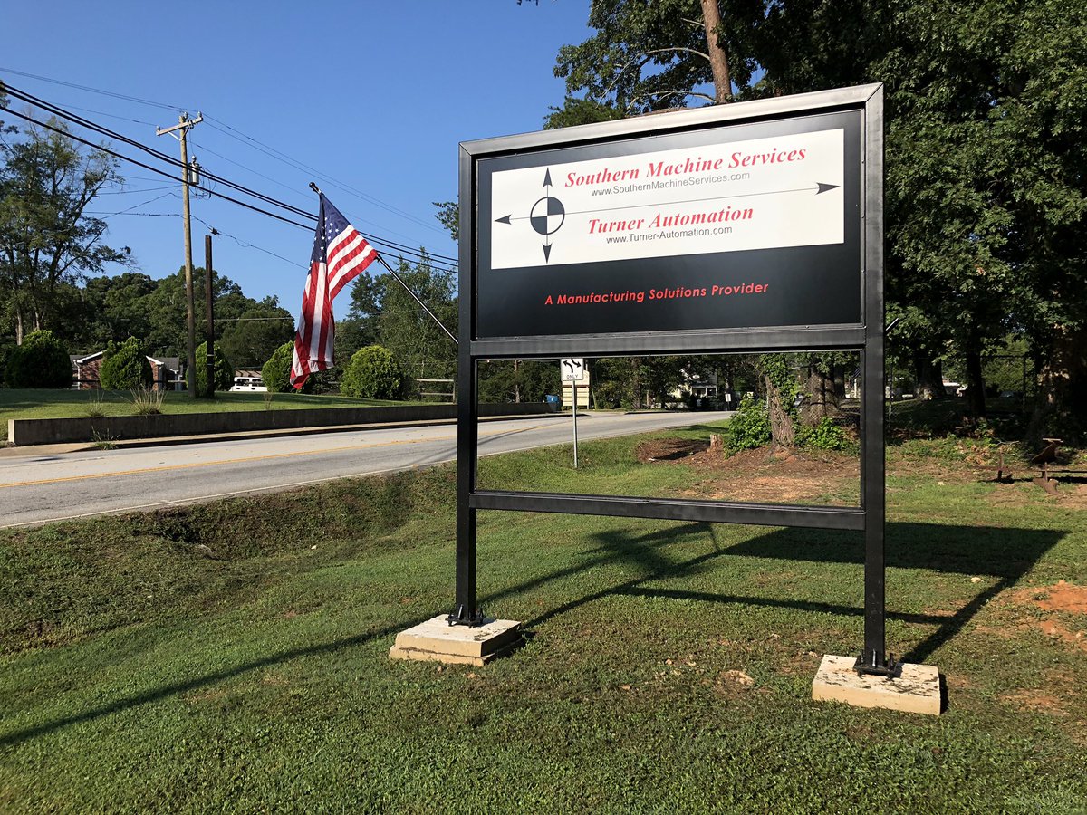 SouthernShop's tweet image. New signage for the businesses.