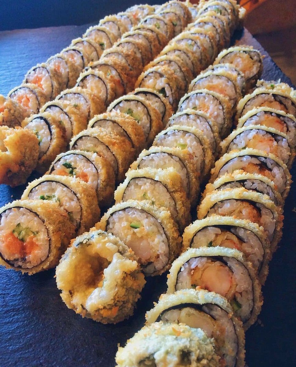 alwaysushii's tweet photo. Crunchy tempura rolls! https://t.co/mHtfU935IB