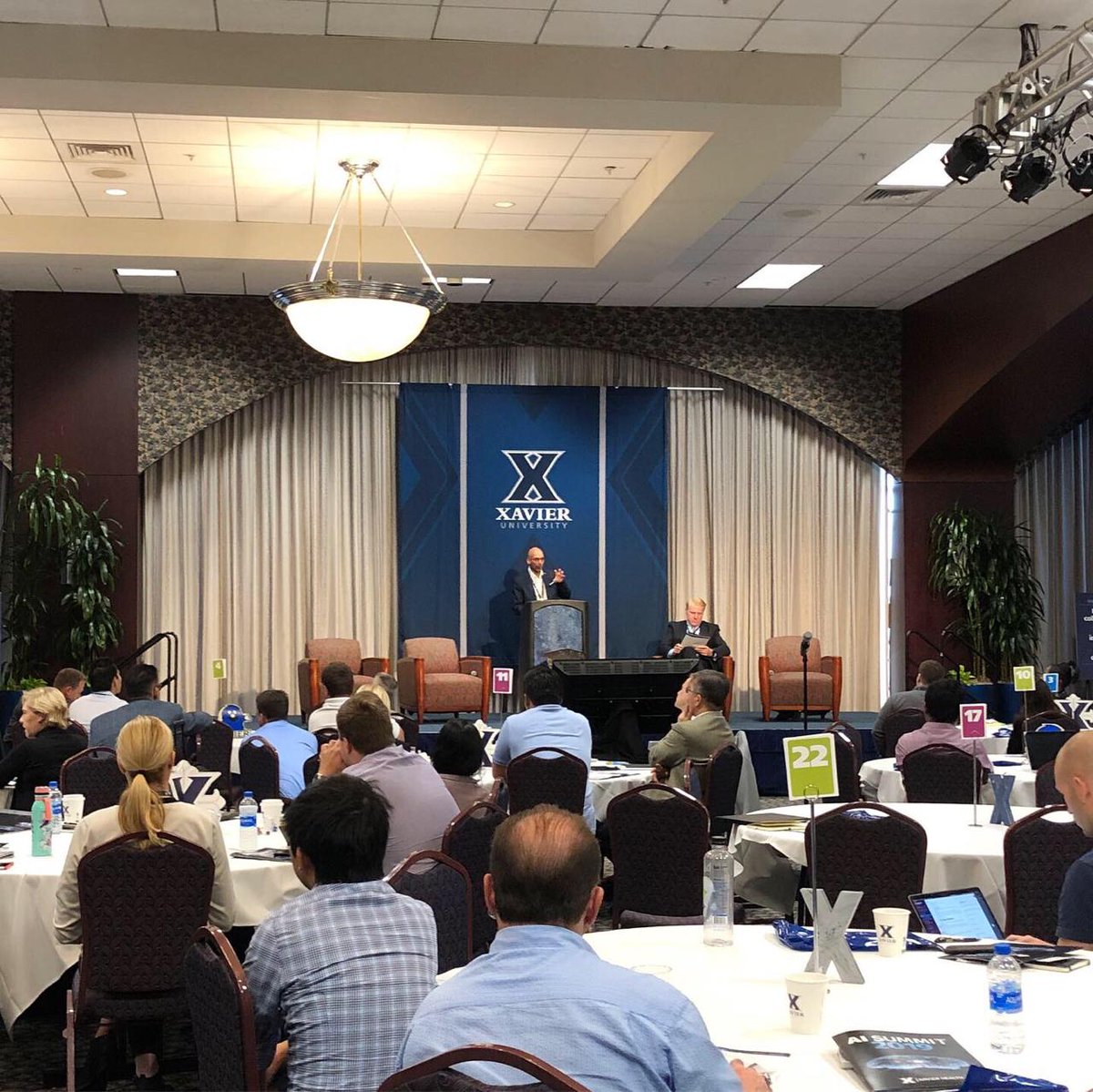aizon_ai_'s tweet photo. Wrapping up 3 great days at the 2019 @XavierHealth1 AI Summit! So many insightful discussions between #pharma leaders and @US_FDA officials and inspiring presentations around advancing #AI for the entire industry! https://t.co/1YICMBrWoE