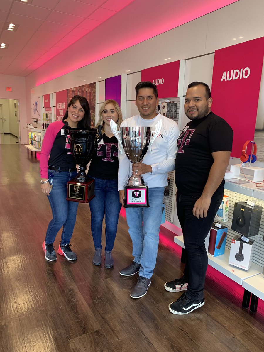 Dsolano1023's tweet photo. Re-delivering the trophy’s for August! Congrats @tinaa_gnz !!!! Keep up the great work!!! #TXDNA @cjgreentx @VargasHector26 https://t.co/XRXzYJb6lk