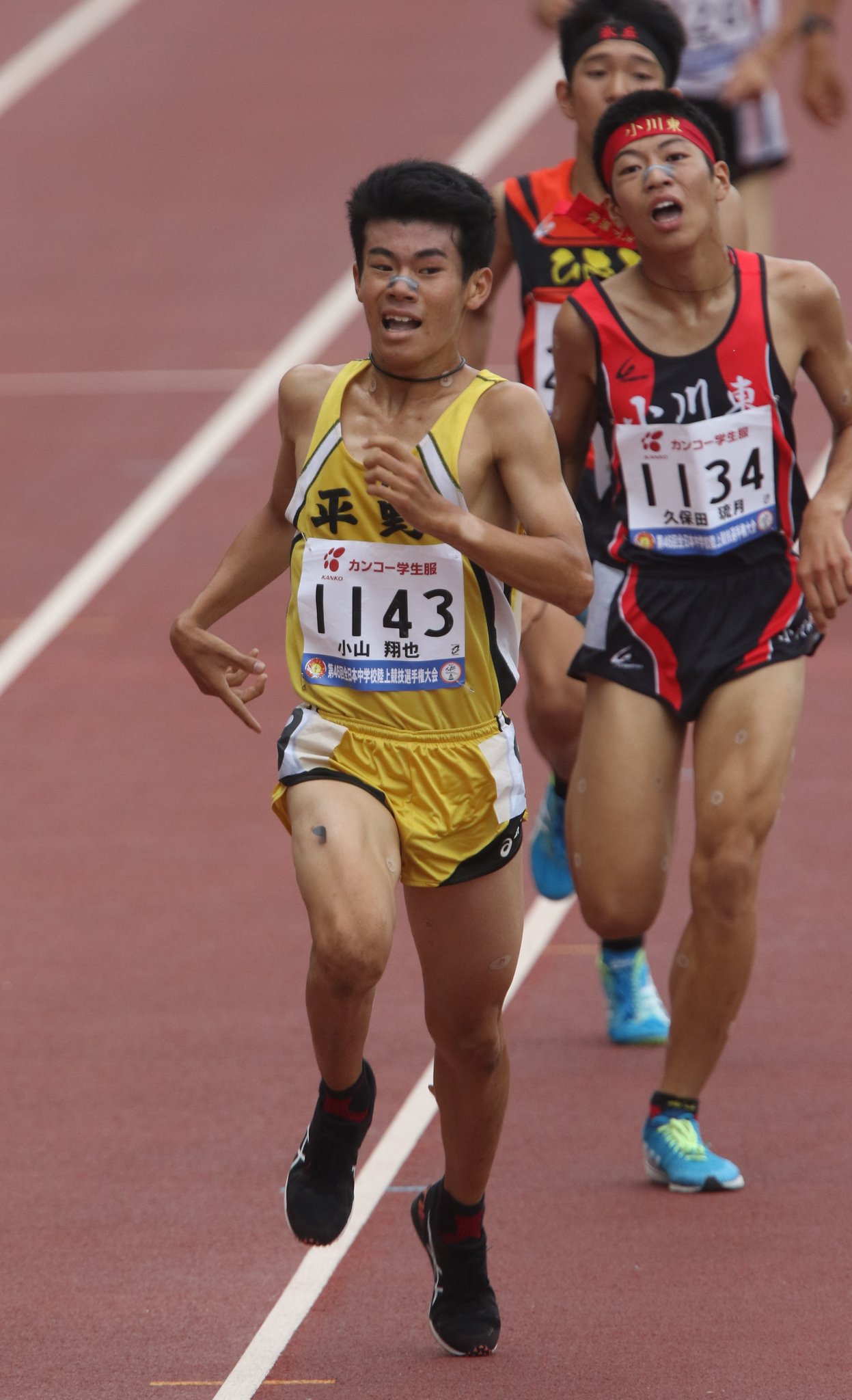 皇帝 Twitter પર 全中陸上 男子0m決勝 優勝 中山 智貴 亀山中部3 21 100mと合わせて2冠に期待しています 男子3000m決勝 優勝 小山 翔也 蓮田平野3 8 34 70 勝負所はラスト1周から 残り0mからのスパートはホントに力強い走りでした T Co