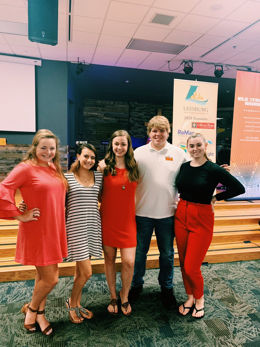 Thank you <a href="/LeesburgChamber/">LeesburgAreaChamber</a> for allowing SGA to come speak about Homecoming 2019 at your breakfast!  It was an honor to represent @LeesburgJackets #jacketpride