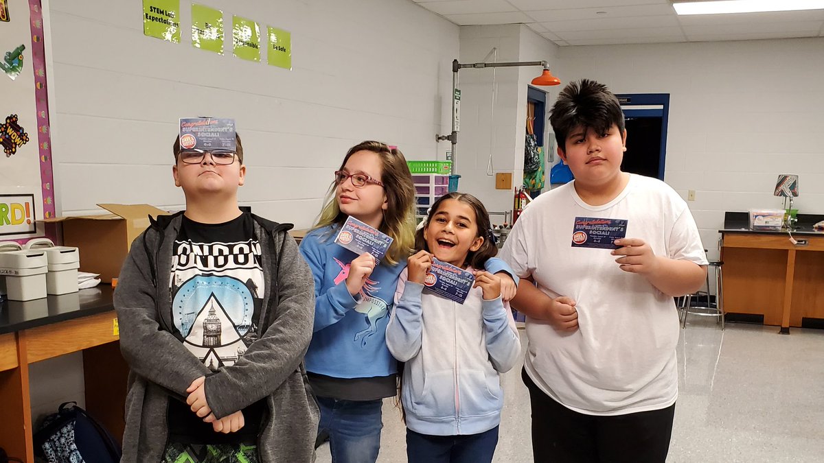 mrsjtscience's tweet photo. These kids got invited to the #supersocial by @suptking This is such a display of their personalities! ๐คฃ๐คฃ #streamfcps1920 @EJHSBulldogCtry https://t.co/6yB2B4leCs