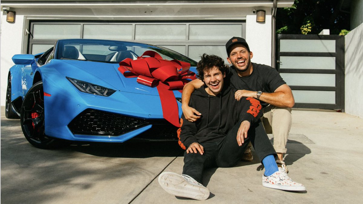 HeathHussar's tweet image. New Video! Rt to be the next shoutout!
BEST FRIEND SURPRISED ME WITH LAMBORGHINI!
youtu.be/2HpAZyRUkAU