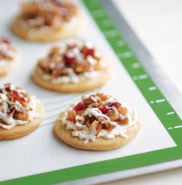MarkTupperware's tweet photo. Mmmmm, pastries. https://t.co/TharJWZ2FC https://t.co/JnlCresSY4