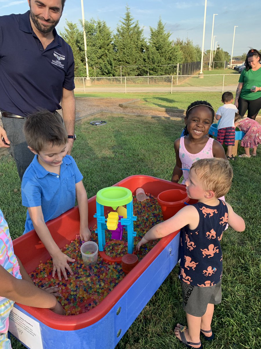 kdaniels223's tweet image. Back to school night BBQ was a huge success. Thank you to all of our families for coming to see us! #thelittlecolonials #thepowerofprecsd