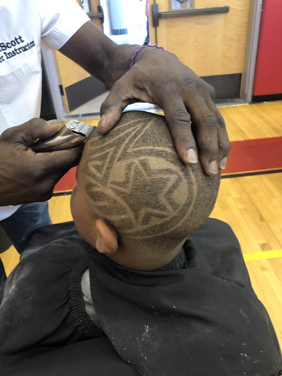 WFA_IB's tweet photo. @RCSDNYS Student Orientation at Wilson Foundation Academy. So proud of staff who came out to share the Wilson Way with students. Shout out to Johnny Scott who provided free hair cuts. https://t.co/d2VOY84Mr0