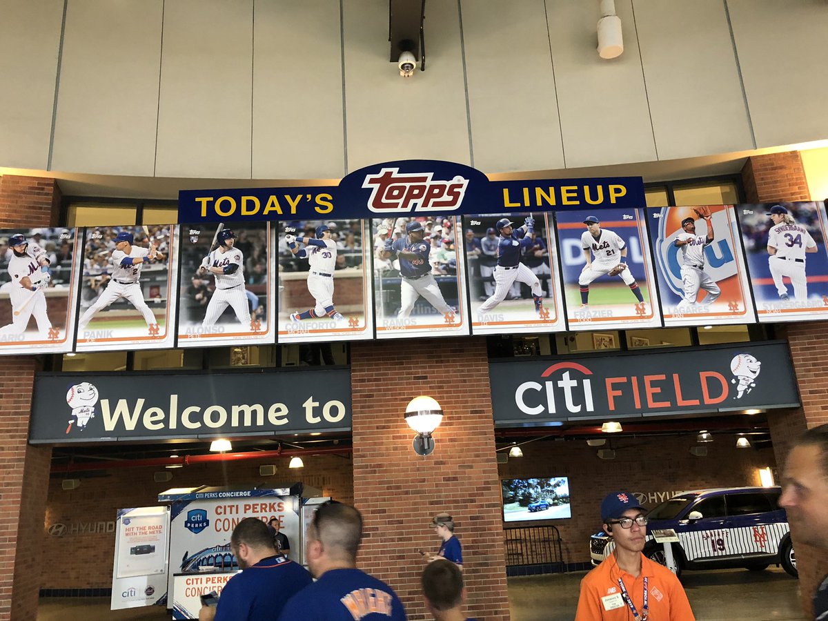 JohnCerilli's tweet photo. #TeamCerilli here to root on the #AmazinMets as we try to sweep the #Indians! Beautiful night at #CitiField for #baseball! #Mets #LGM #LFGM #NewYork #Queens #MLB #NikonMets ⚾️ https://t.co/pYHB9FZnii