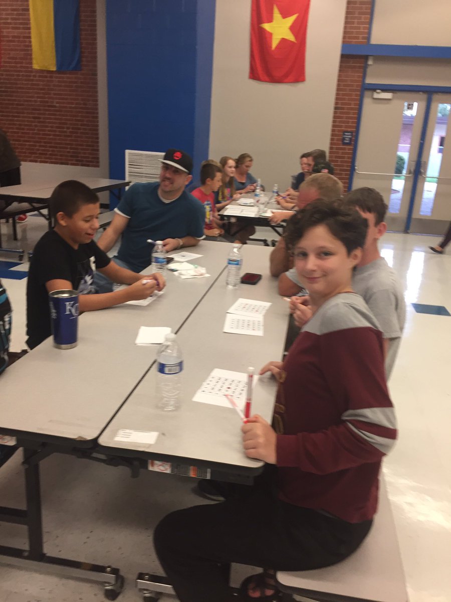 wrleever16's tweet photo. Popsicles &amp; Bingo w/ the Puma Team @WRidgeMS ! #lookwithin #teamwestridge https://t.co/LfhbpQ1g9u