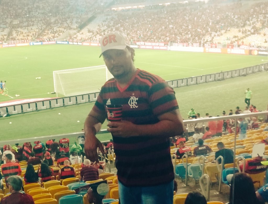 RArabiano's tweet photo. Raça amor e paixão 🖤❤️🖤⚫🖤❤️ https://t.co/XqiU3sGtCT