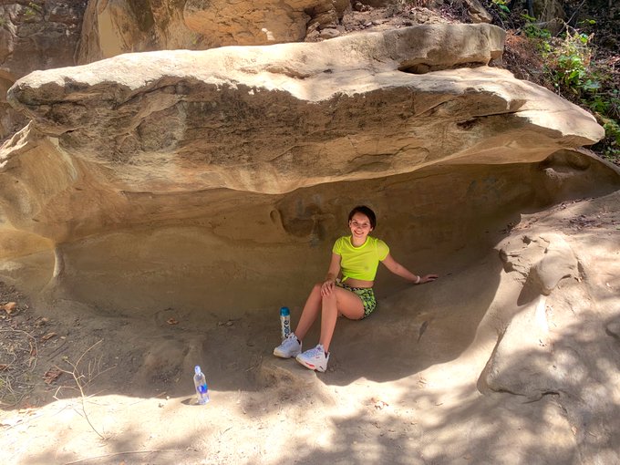 I had a great day hiking with my nips out 😈💜 https://t.co/5Vh6wt2YH4