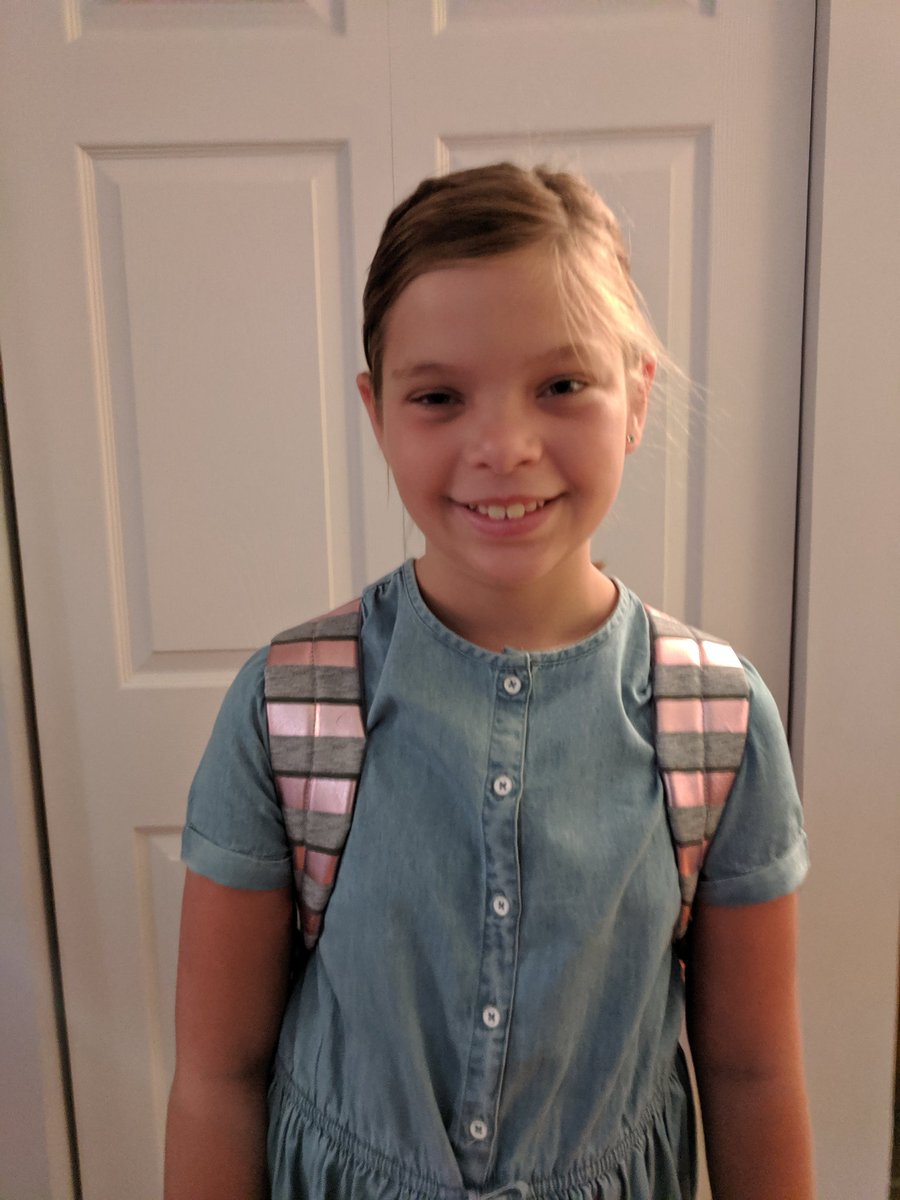 EllermanLindsay's tweet photo. Look out fourth grade @PVEaglesD46. She is ready!!! #d46firstday πππ¦
ποΈπ https://t.co/SwCzlvAUXy