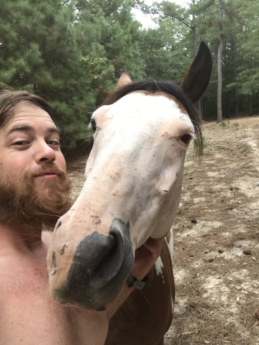 ghwilson88's tweet photo. My buddy!! https://t.co/Vo0f4t9PC3