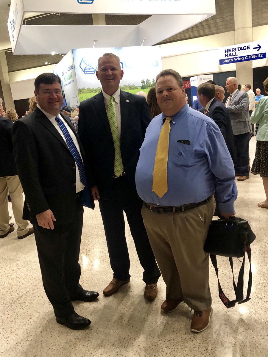 BLacefield's tweet photo. Big Ag Event In Louisville?
Well Brian, Brandon and Alan always get a picture!!!!
Love the passion and enthusiasm they both bring to our industry!
@AwattsAlan
#HamBreakfast https://t.co/GtoSUPqM80