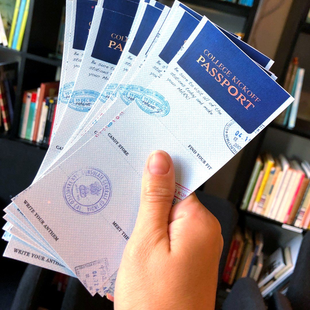 WriteGirlLA's tweet photo. It's time to take our new seniors on a trip towards higher education! This weekend we're hosting our 2020 College Kickoff - a day dedicated to helping our girls navigate college admissions. WriteGirl has an 100% success rate in getting our teens to college! #WriteGirlWorks https://t.co/f7YCPkRneY