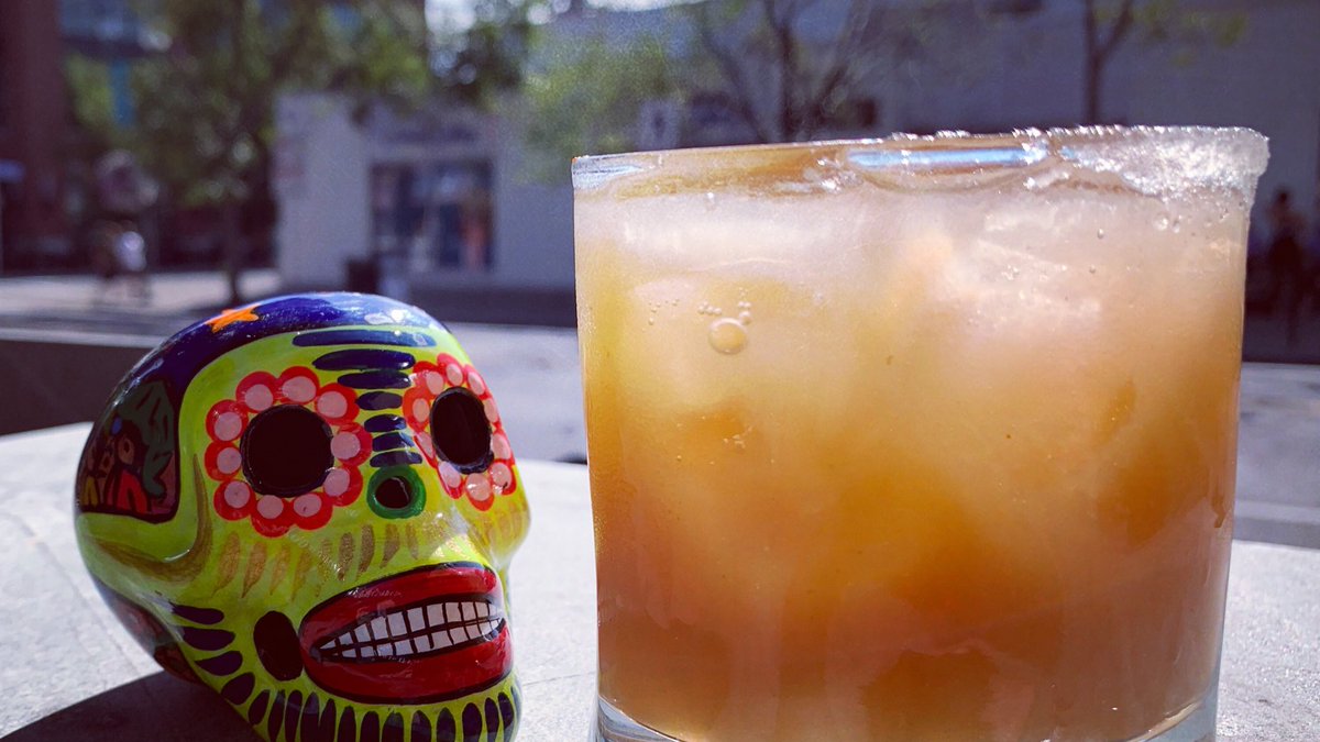 Oh look, a White Peach 🍑 #Margarita with your name on it...