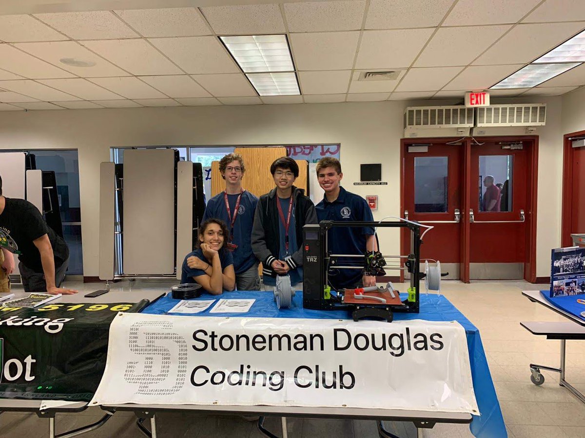 MSDCodingClub's tweet photo. MSD Coding Club at Open House! First meeting is on Friday, August 30th in Room 702. Please stop on by if you are interested in learning about programming or 3D printing! @MSDHighSchool https://t.co/knYA0sub8C