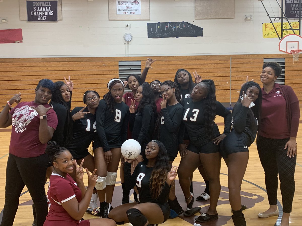 Carver Lady Panthers JV and Varsity defeated SOUTH ATLANTA  in tonights Match up at South Atlanta  #SupportVolleyball 🏐 #ChooseCarver #ChoosePurpose 
JV Coach Meeks  Varsity Coach Flowers #WeDigVolleyball